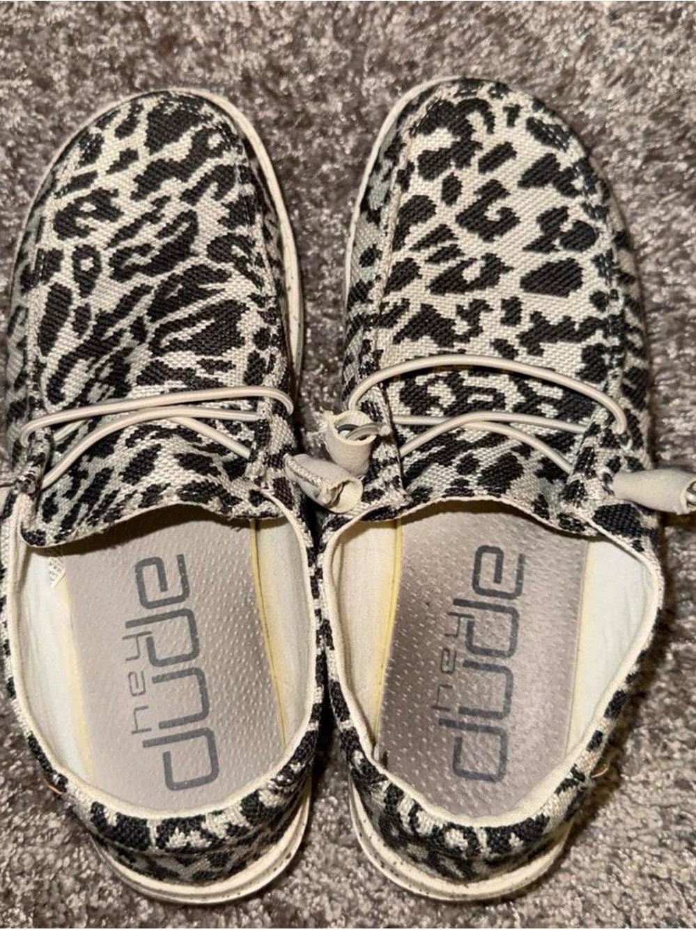 Hey Dude Womens Leopard Print Slip-On Moccasins - Black & White
